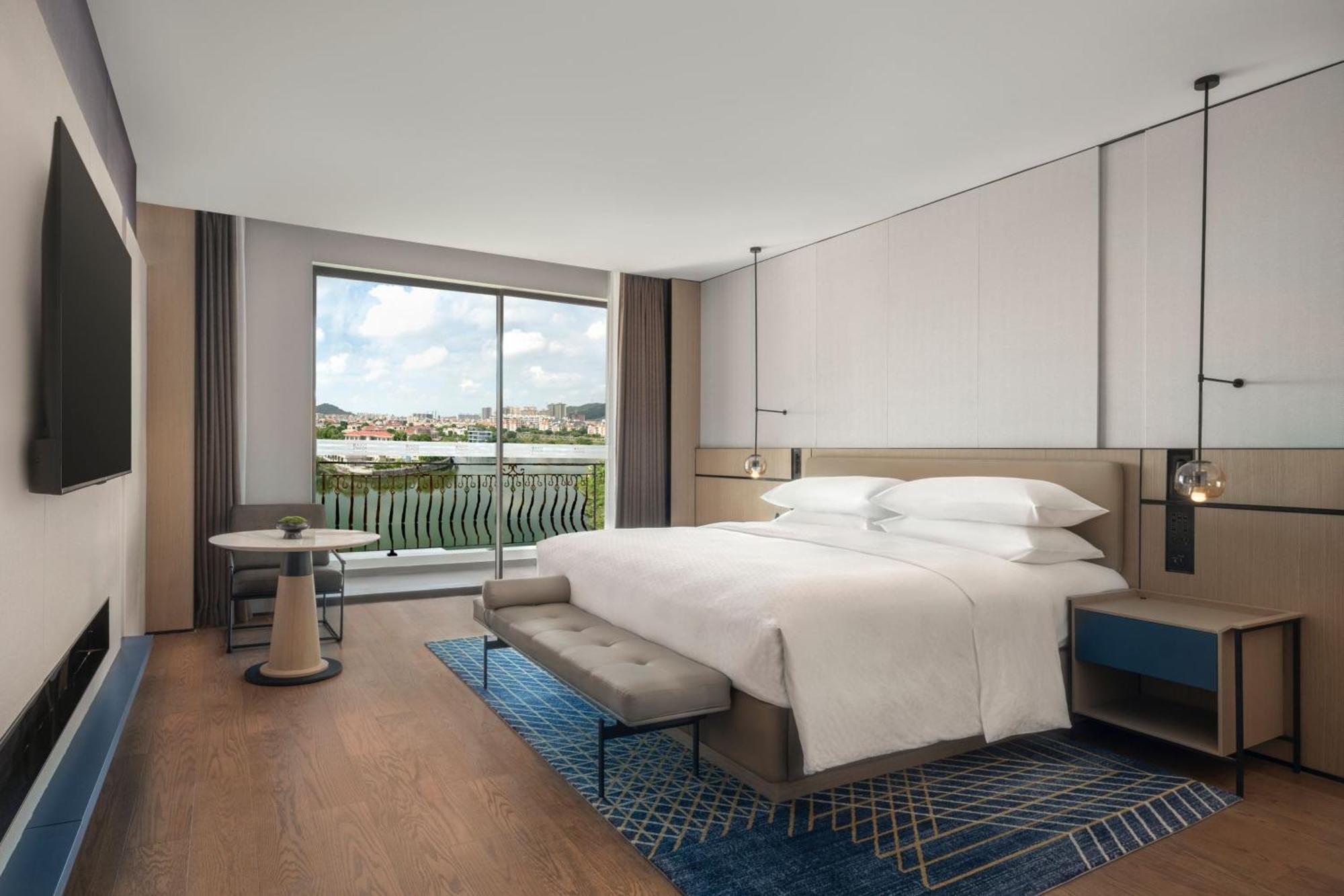 Four Points By Sheraton Yangjiang City Center Exterior photo